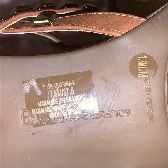 BCBGenerations studded thing sandals-NWT-SIZE 7.5 - Picture 5 of 5